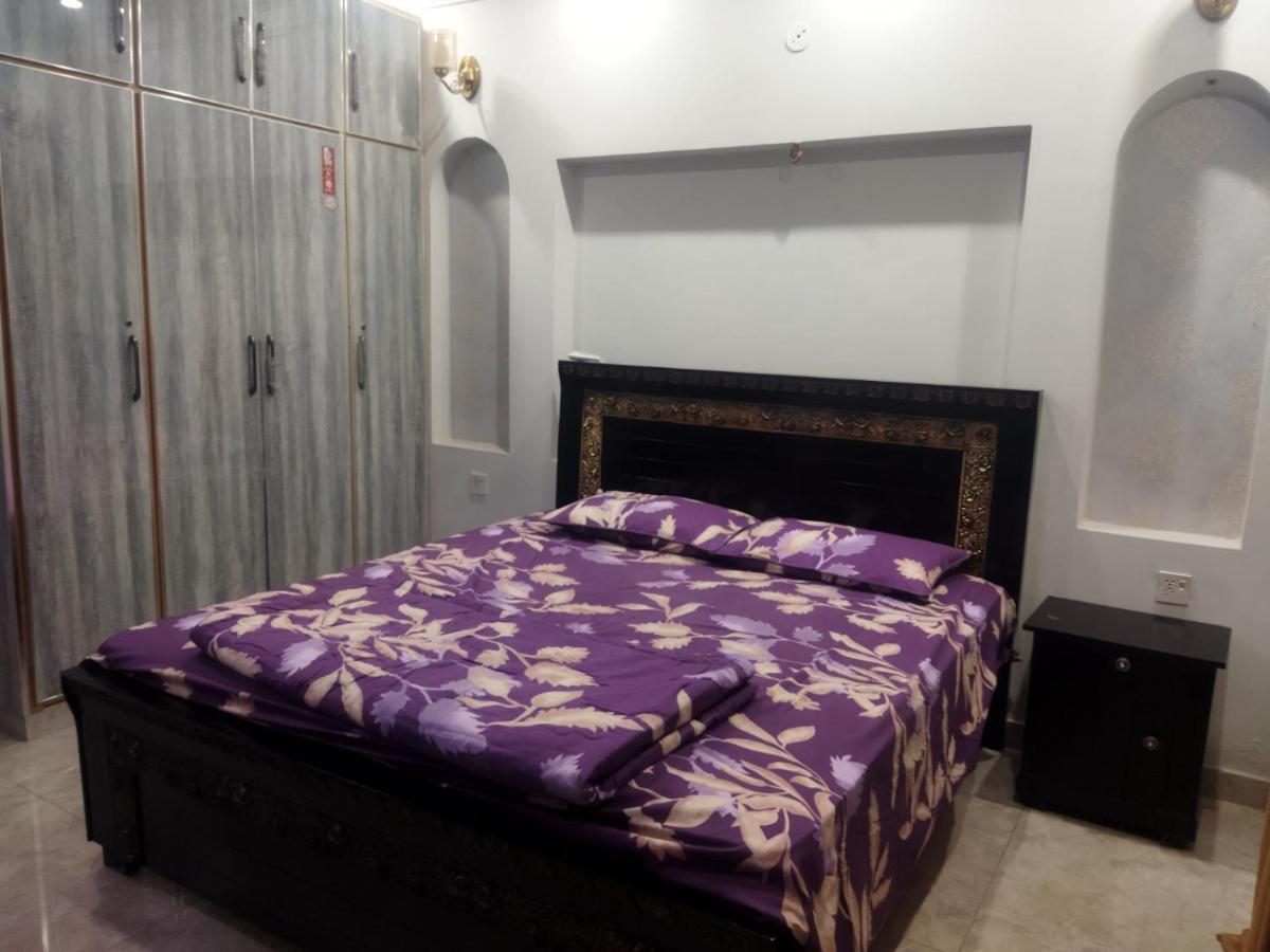 Furnished Private Ground Floor - Pasha House Daire Lahor Dış mekan fotoğraf